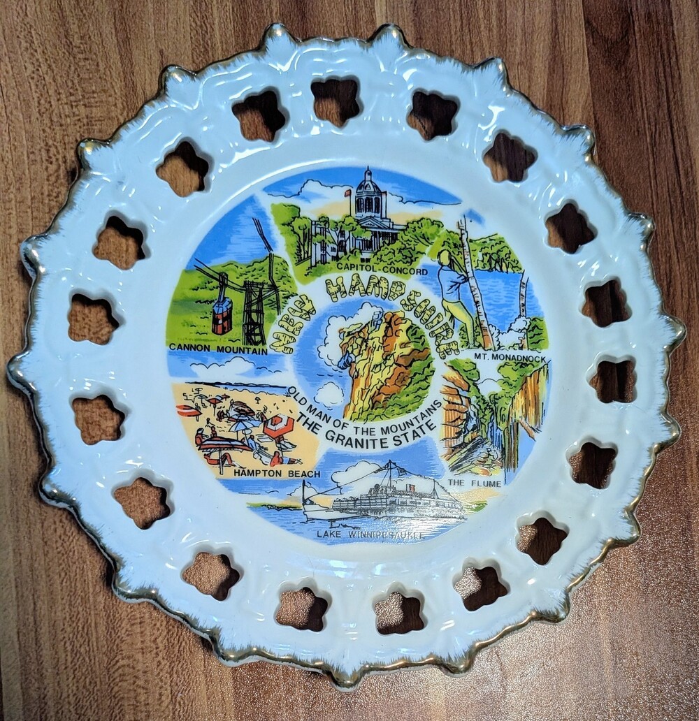 New Hampshire Vintage Plate Hanging Open Lace Border Souvenir Decoration Travel